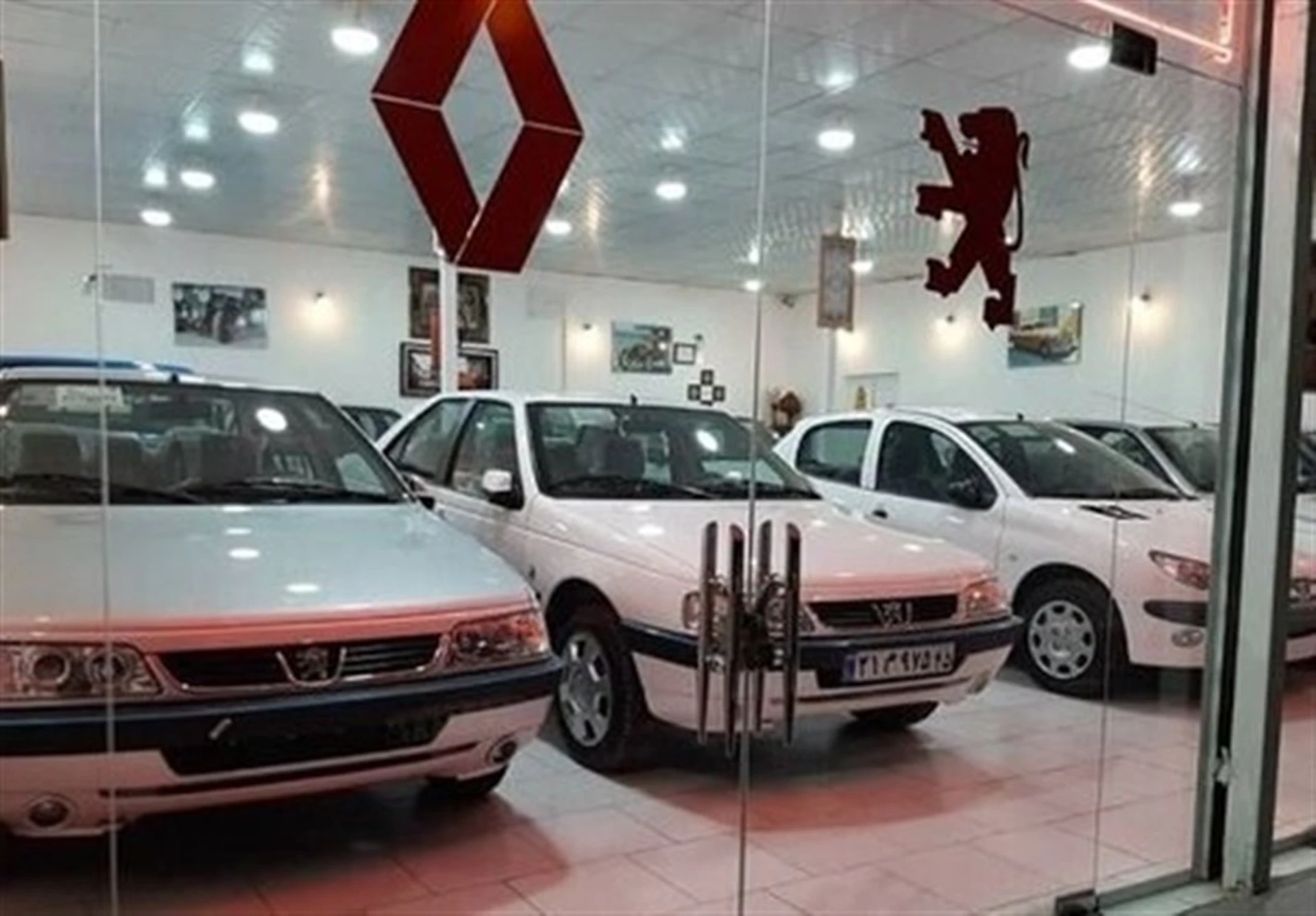 غیبت ایران خودرو و سایپا در مرحله سوم سامانه یکپارچه فروش خودرو