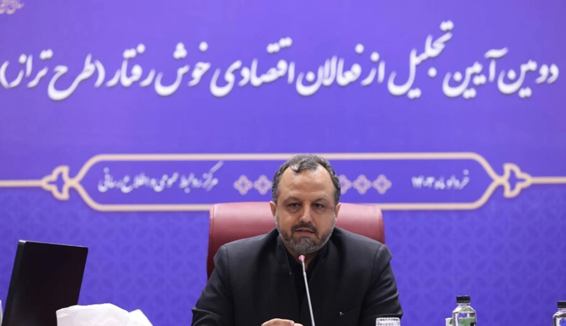 وزیر اقتصاد: رقم واقعی سرمایه‌گذاری خارجی، بیشتر از ۵.۵ میلیارد دلار است